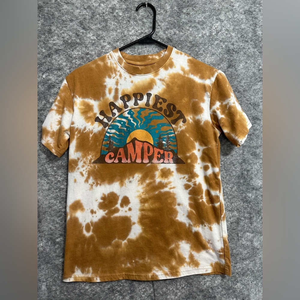 Fifth Sun Womens Shirt Tie Dye Brown Happiest Camper Hippie Retro Casual Small